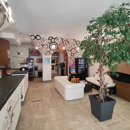 Campanile Centre Gare Hotel 3*