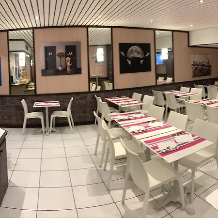 Campanile Centre Gare 3* גרנובל
