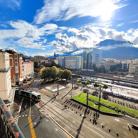 Ξενοδοχείο Campanile Centre Gare 3*
