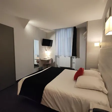 Campanile Centre Gare ホテル 3*